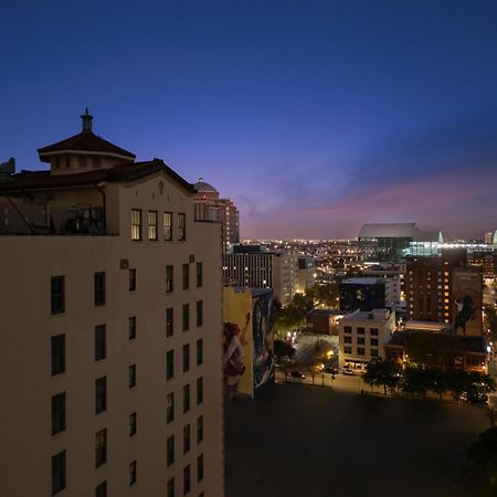 Hotel Moxy Houston Downtown Exteriér fotografie